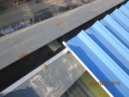 Construcción de acero del panel de bocadillo del borde 0.4m m 120km/H Warehouse