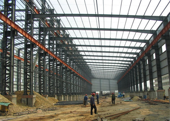 Fácil/aprisa el panel de bocadillo profesional del diseño prefabricado de la construcción de la asamblea prefabricó el taller de la estructura de acero
