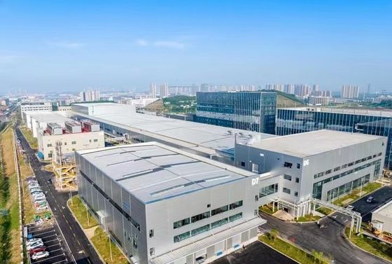 Solución de construcción de talleres con estructura de acero moderna y funcional