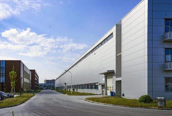 Solución de construcción de talleres con estructura de acero moderna y funcional