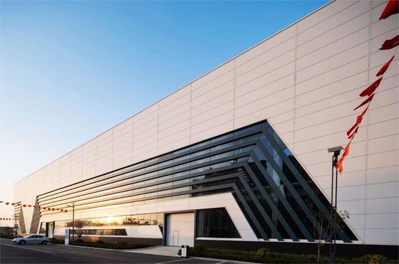 Construcción de estructuras de acero Proceso seguro y de fabricación para sus necesidades de construcción
