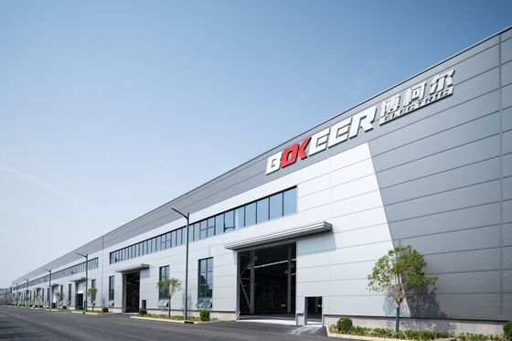 Solución de construcción de almacenes de estructura de acero prefabricada ligera con dimensiones personalizadas